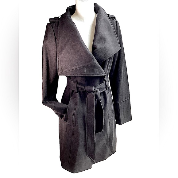 Wool Double Breasted Trench Wrap Coat. H3 - Picture 15 of 16